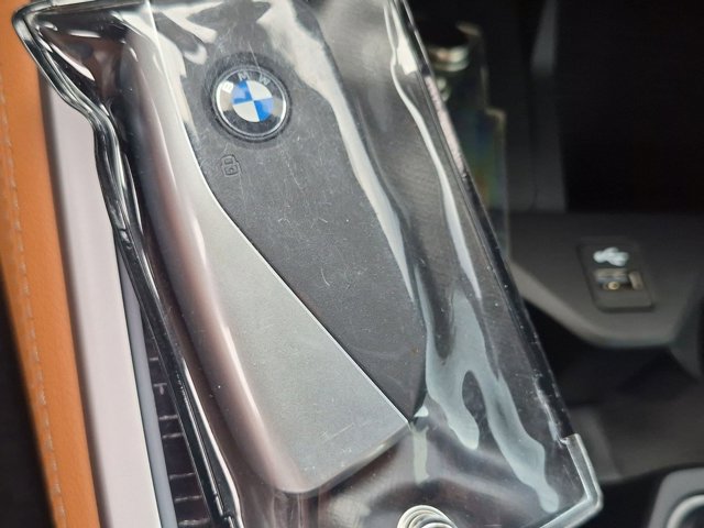 New 2026 Dravit Grey Metallic BMW xDrive50e image 37