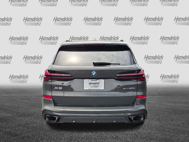 New 2026 Dravit Grey Metallic BMW xDrive50e image 9