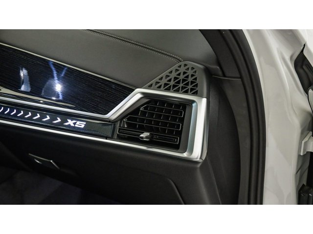 2026 BMW X5 50e - Photo 49