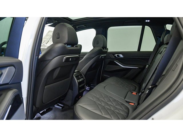 2026 BMW X5 50e - Photo 55