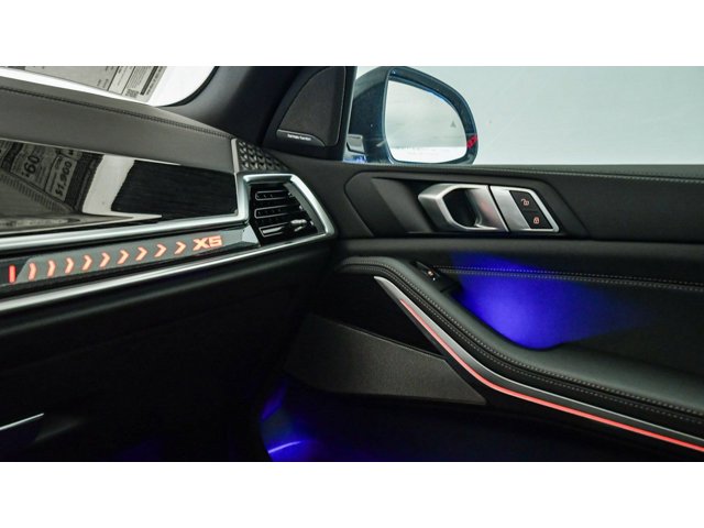 2026 BMW X5 50e - Photo 62