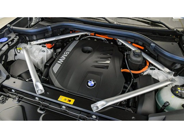 2026 BMW X5 50e - Photo 65