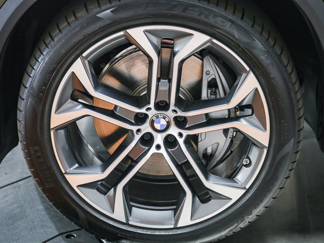 2026 BMW X5 50e - Photo 38
