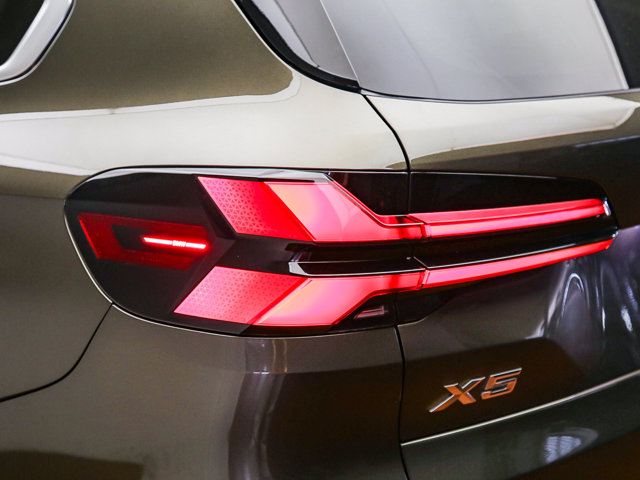2026 BMW X5 50e - Photo 40