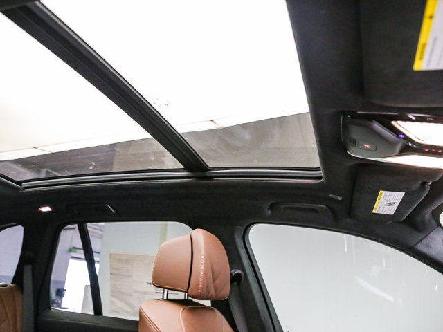 2026 BMW X5 50e - Photo 45