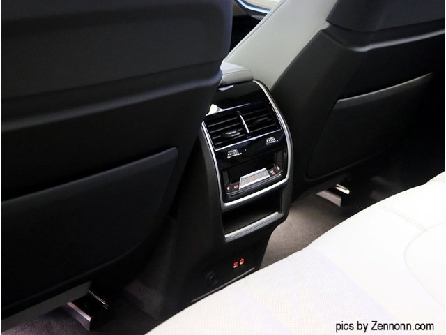 2026 BMW X5 50e - Photo 29