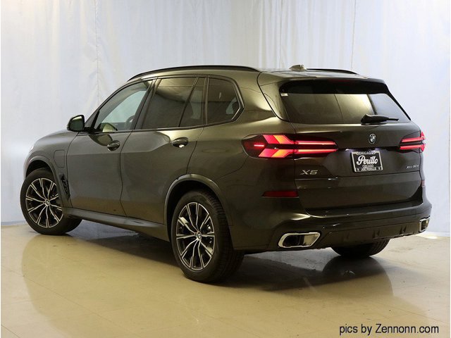 2026 BMW X5 50e - Photo 18