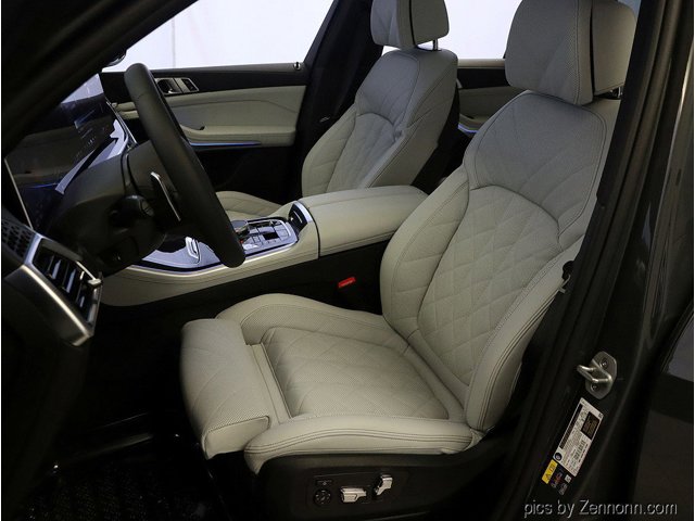 2026 BMW X5 50e - Photo 21