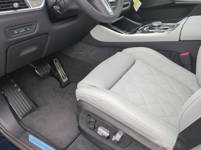 2026 Bmw X5 xDrive50e photo 13