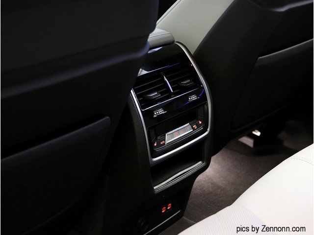 2026 BMW X5 50e - Photo 57