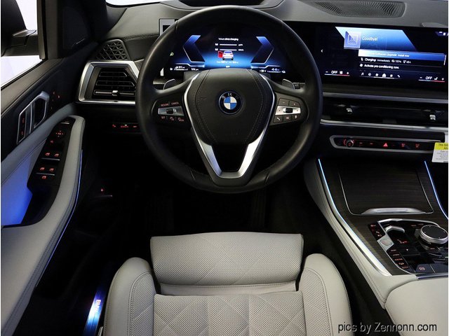 2026 BMW X5 50e - Photo 58