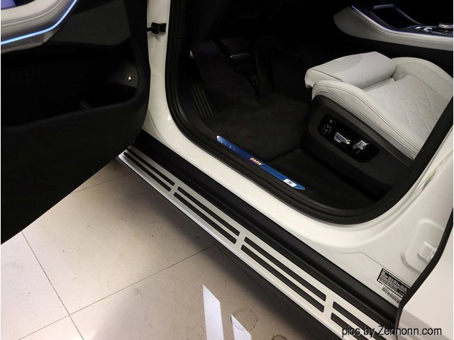 2026 BMW X5 50e - Photo 71