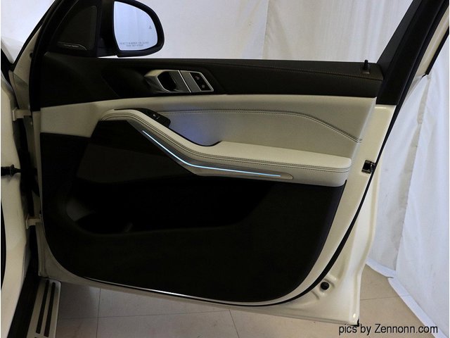 2026 BMW X5 50e - Photo 78