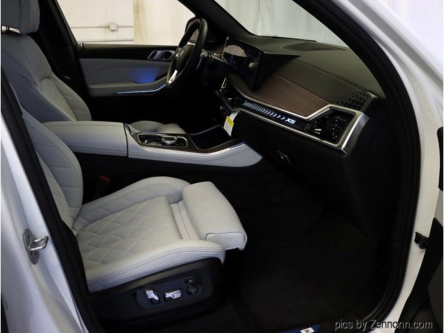 2026 BMW X5 50e - Photo 79