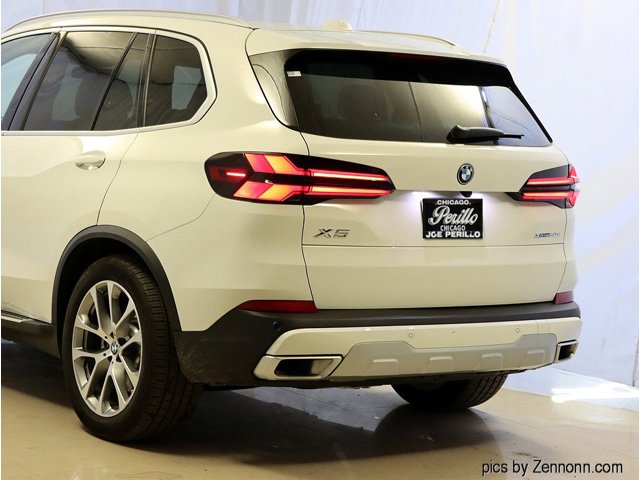 2026 BMW X5 50e - Photo 50