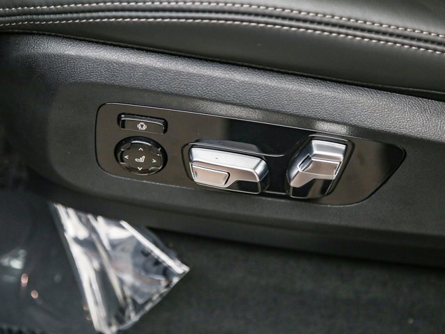 2026 BMW X5 50e - Photo 50