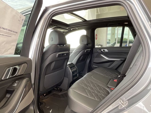 2026 BMW X5 50e - Photo 64