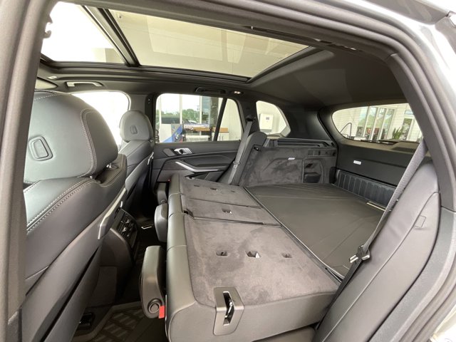 2026 BMW X5 50e - Photo 70