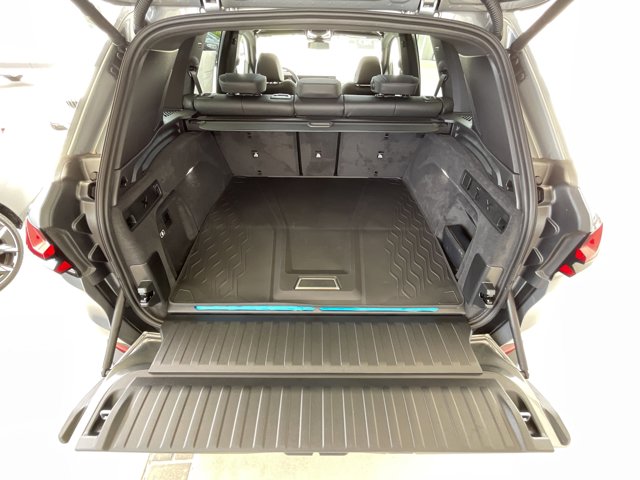 2026 BMW X5 50e - Photo 72