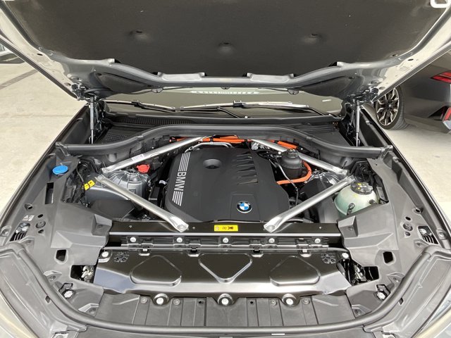 2026 BMW X5 50e - Photo 75