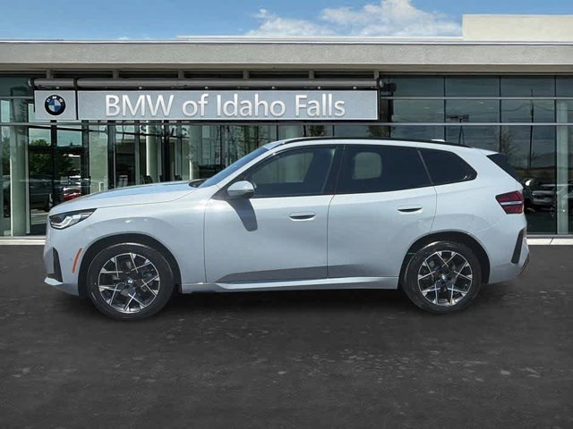 2026 BMW X3 30 - Photo 34