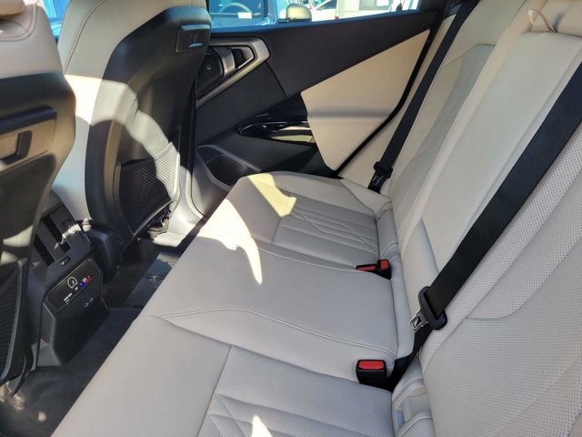 2026 BMW X3 30 - Photo 33