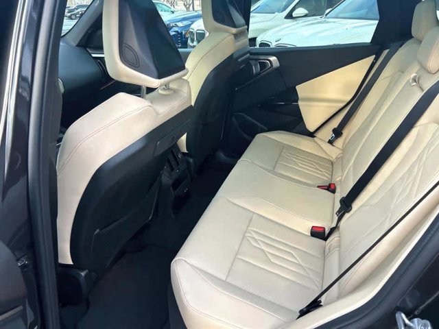 2026 BMW X3 30 - Photo 52
