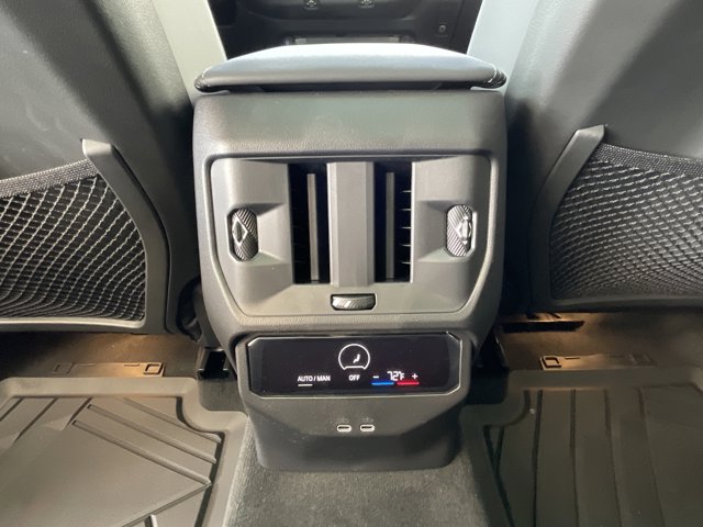 2025 BMW X3 30 - Photo 61