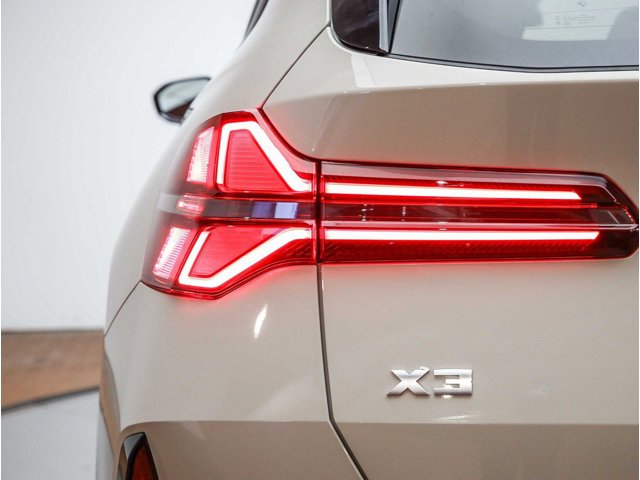 2026 BMW X3 M50 - Photo 38