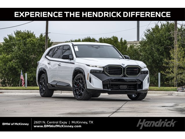 2026 BMW XM Base's photo