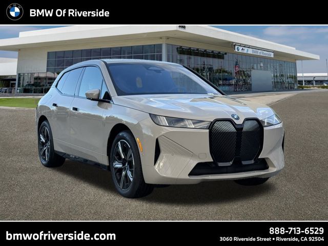 2026 BMW iX 45's photo