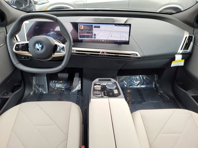 2026 BMW iX 60 - Photo 34
