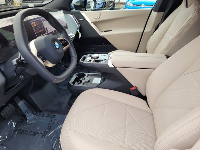 2026 BMW iX 60 - Photo 36