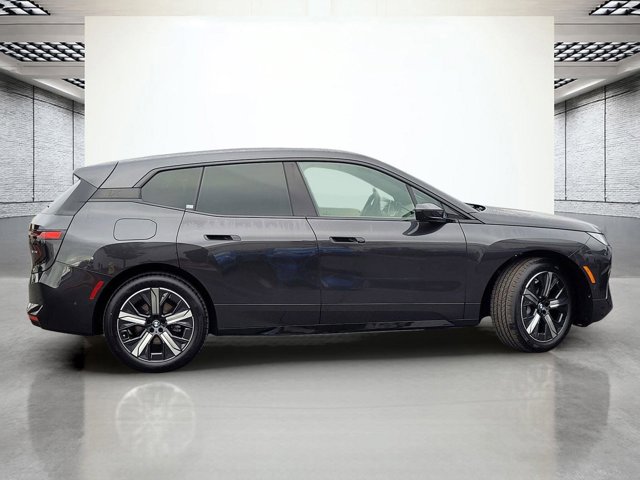 2026 BMW iX 60 - Photo 25