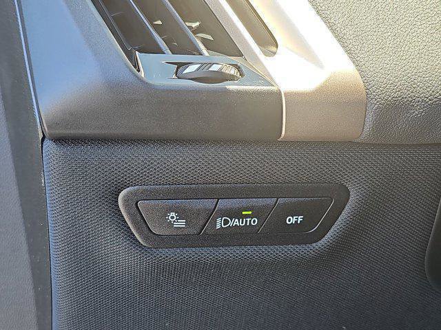 2026 BMW iX 60 - Photo 64