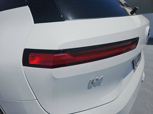 2026 BMW iX 60 - Photo 72