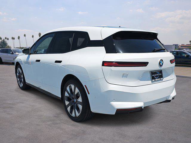 2026 BMW iX 60 - Photo 44