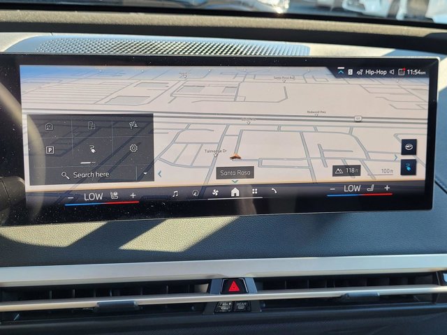 2026 BMW iX 60 - Photo 29