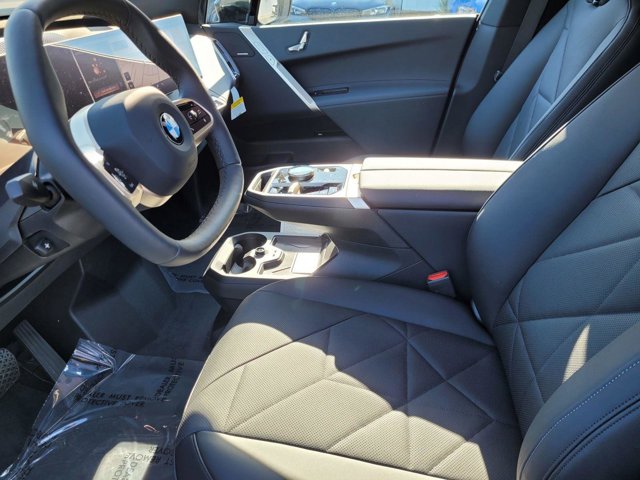 2026 BMW iX 60 - Photo 34