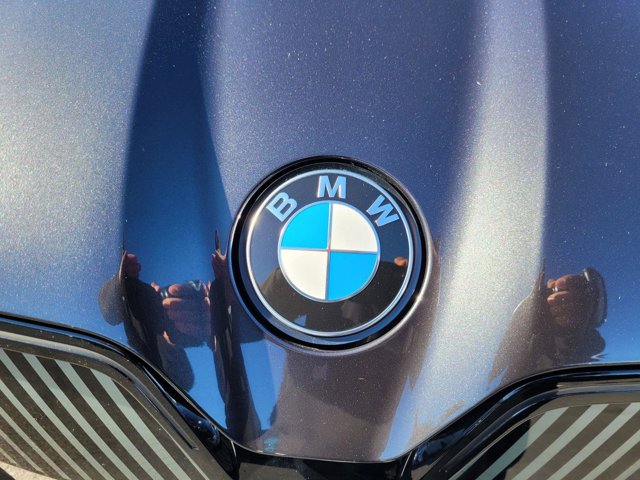 2026 BMW iX 60 - Photo 38