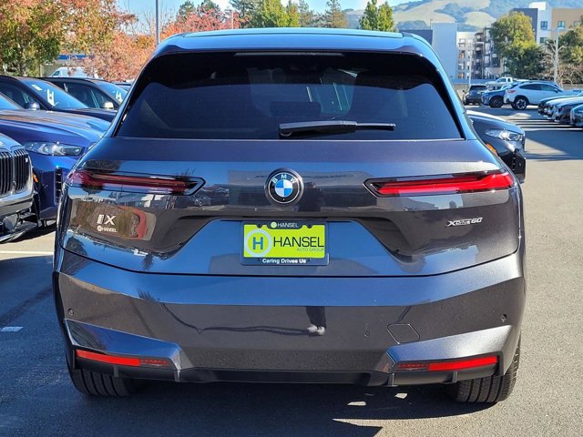 2026 BMW iX 60 - Photo 26
