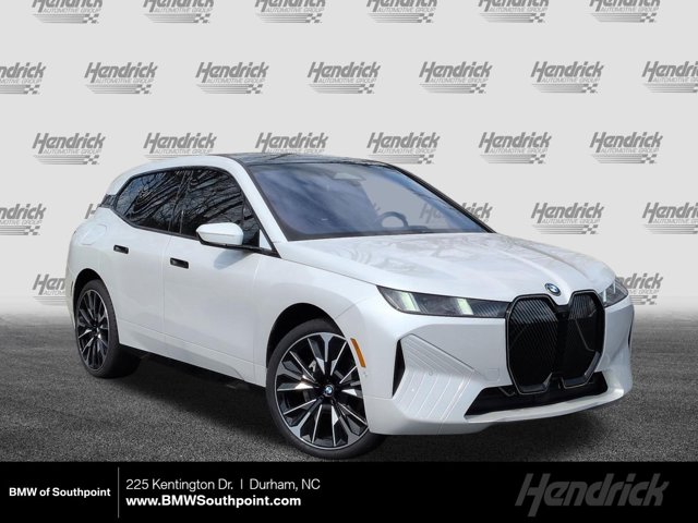 2026 BMW iX xDrive60's photo