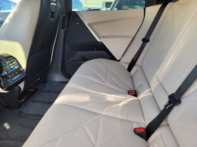2026 BMW iX 60 - Photo 33