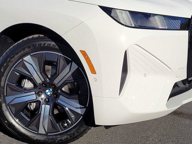 2026 BMW iX 60 - Photo 24