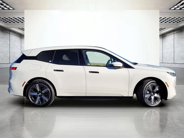 2026 BMW iX 60 - Photo 25