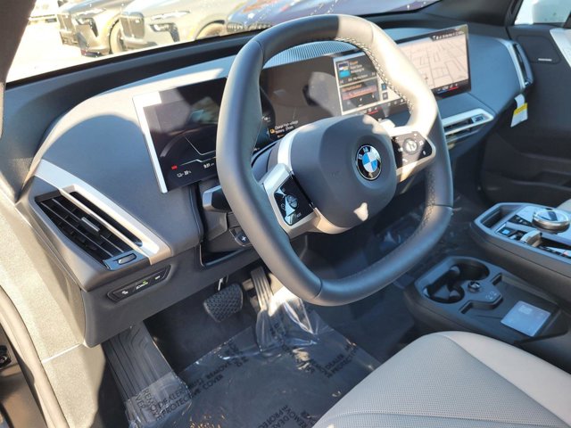 2026 BMW iX 60 - Photo 28