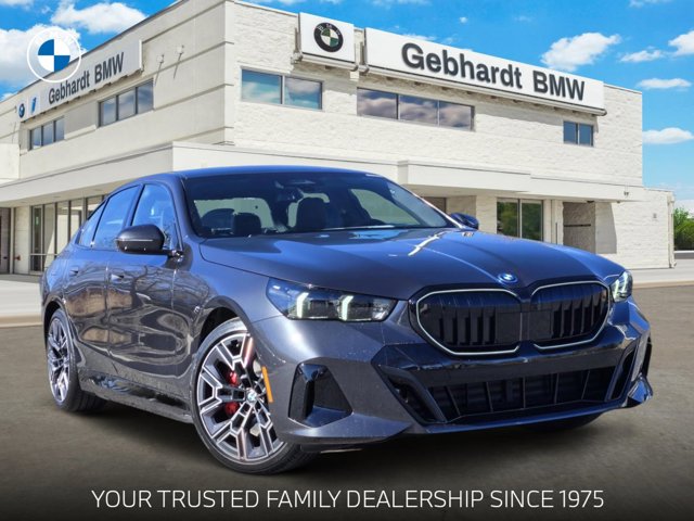 2026 BMW 5 Series 550e xDrive