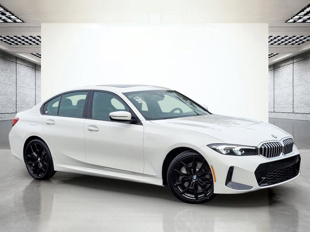 2026 BMW 3 Series 330i - Photo 22