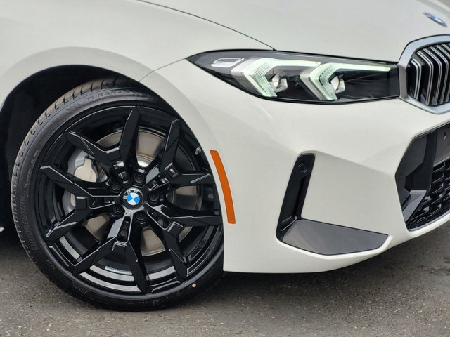 2026 BMW 3 Series 330i - Photo 24