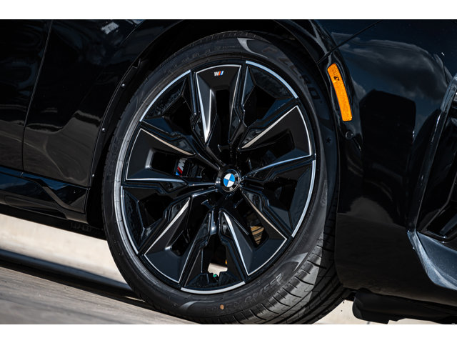2025 Bmw 740i Sedan photo 3
